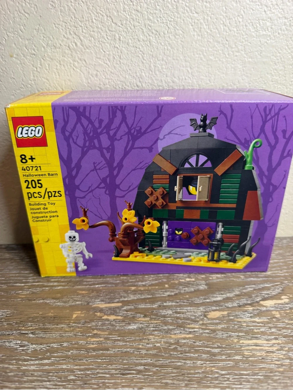 New LEGO 40721 Halloween Barn Set